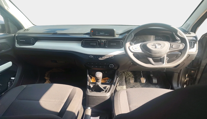 2022 Tata PUNCH PURE MT, Petrol, Manual, 18,063 km, interior