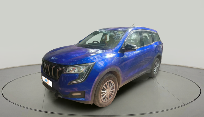 2025 Mahindra XUV700 AX 3 D AT 5 STR, Diesel, Automatic, 4,746 km, exterior