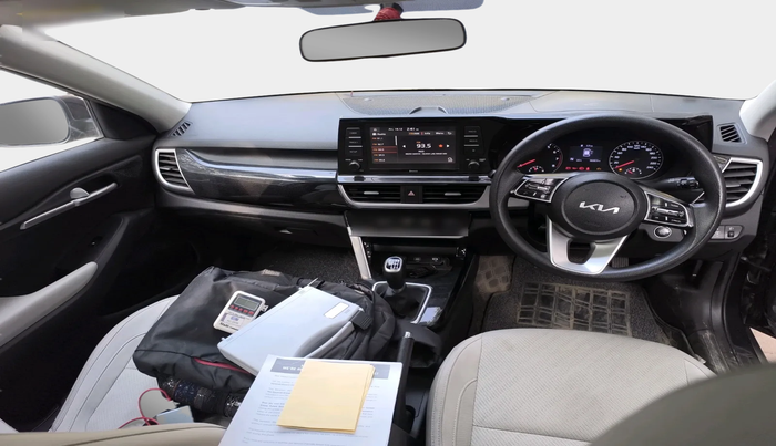 2022 KIA SELTOS HTK PLUS 1.5 IMT, Petrol, Manual, 86,923 km, interior