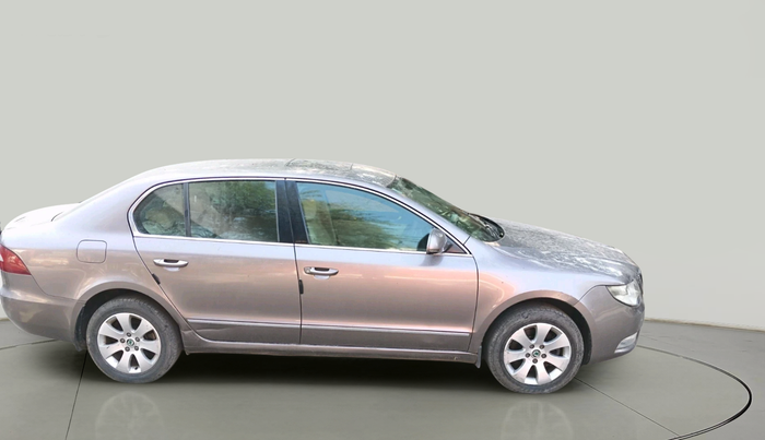 2011 Skoda Superb ELEGANCE 1.8 TSI MT, Petrol, Manual, 1,11,644 km, exterior