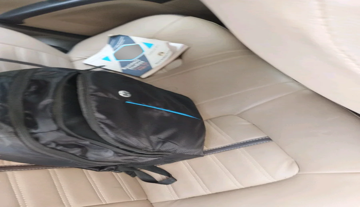 2011 Hyundai i10 MAGNA 1.2, Petrol, Manual, 1,07,864 km, interior