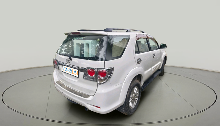 2013 Toyota Fortuner 3.0 4X2 MT, Diesel, Manual, 2,22,949 km, exterior