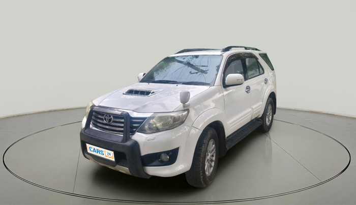 2013 Toyota Fortuner 3.0 4X2 MT, Diesel, Manual, 2,22,949 km, exterior