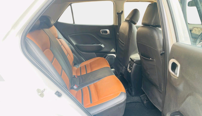 2022 Hyundai VENUE S+ 1.2, Petrol, Manual, 94,500 km, interior