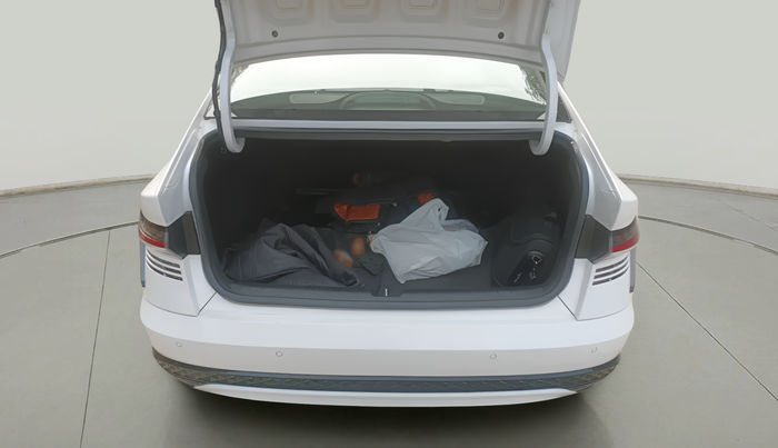 2025 Hyundai Verna SX(O) 1.5 MPI IVT , Petrol, Automatic, 9,193 km, exterior