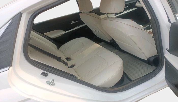 2025 Hyundai Verna SX(O) 1.5 MPI IVT , Petrol, Automatic, 9,193 km, interior