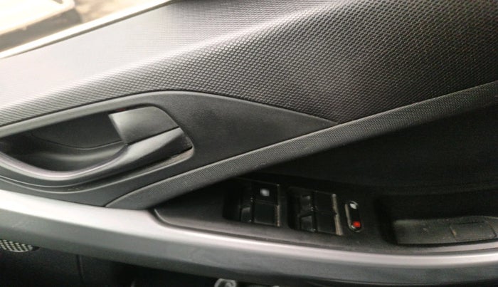 2021 Tata NEXON XM SUNROOF PETROL, Petrol, Manual, 70,844 km, interior