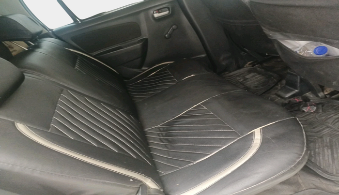 2011 Maruti Wagon R 1.0 LXI, CNG, Manual, 1,24,508 km, interior