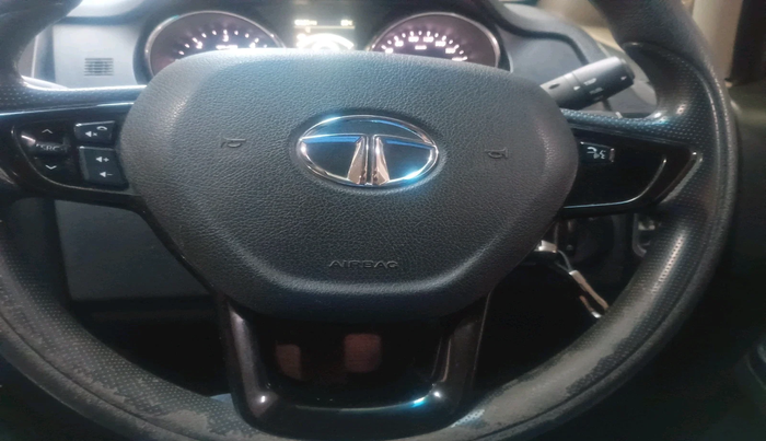 2019 Tata Hexa XM 4X2 7 STR, Diesel, Manual, 79,003 km, interior