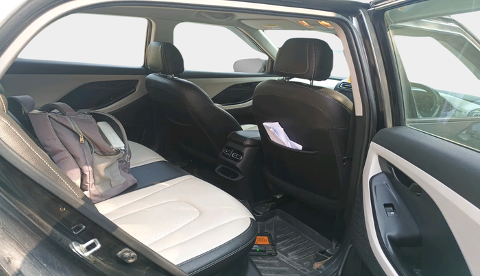 2022 Hyundai Creta EX 1.5 PETROL, Petrol, Manual, 1,12,288 km, interior