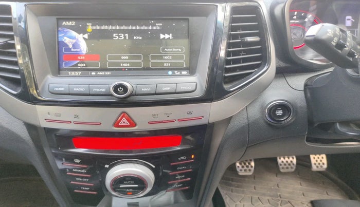 2022 Mahindra XUV300 W8 (O) 1.2 PETROL, Petrol, Manual, 26,831 km, interior