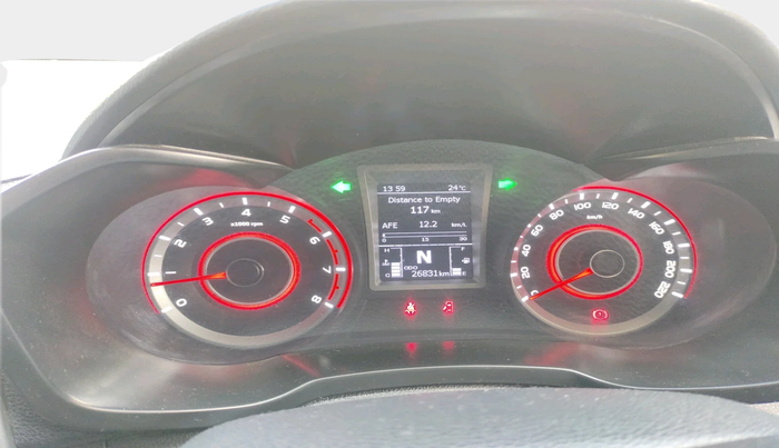 2022 Mahindra XUV300 W8 (O) 1.2 PETROL, Petrol, Manual, 26,831 km, interior