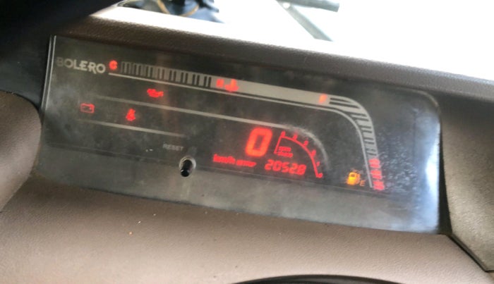 2014 Mahindra Bolero ZLX BS IV, Diesel, Manual, 20,528 km, interior