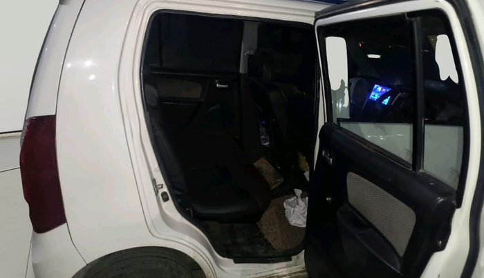 2016 Maruti Wagon R 1.0 LXI, Petrol, Manual, 3,70,614 km, interior