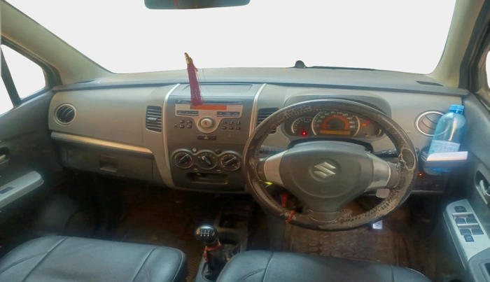 2011 Maruti Wagon R 1.0 VXI, CNG, Manual, 1,67,858 km, interior