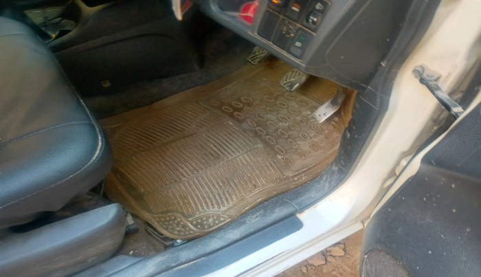 2011 Maruti Wagon R 1.0 VXI, CNG, Manual, 1,67,858 km, interior