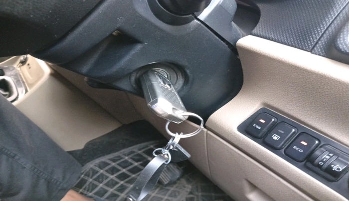 2022 Mahindra BOLERO NEO N 8, Diesel, Manual, 82,724 km, interior