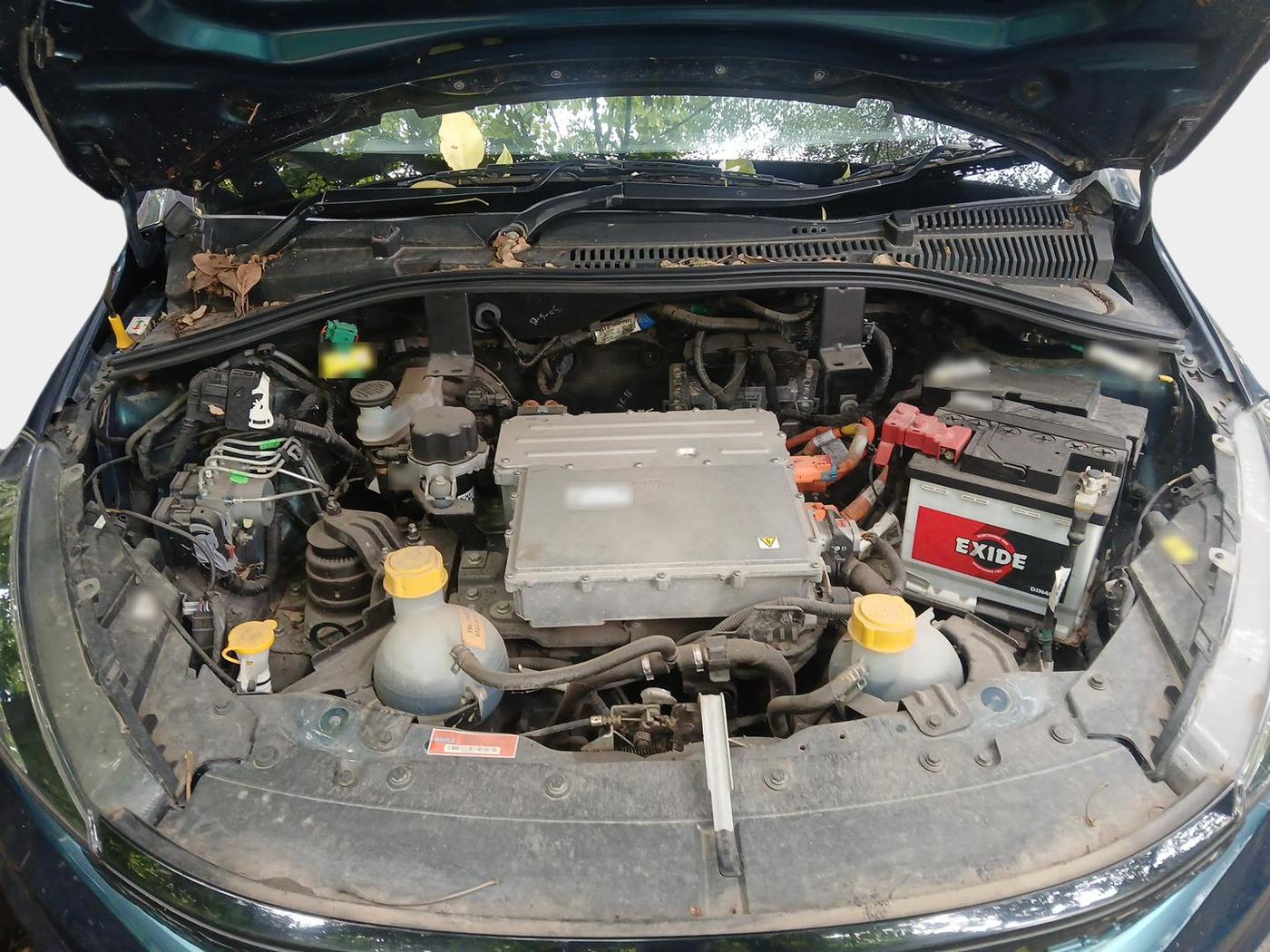 2023 Tata TIAGO EV XZ PLUS TECH LUX LONG RANGE, Electric, Automatic, 9,512 km, exterior