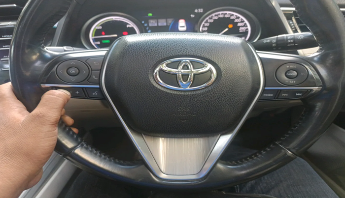 2019 Toyota Camry HYBRID, Hybrid, Automatic, 64,775 km, interior