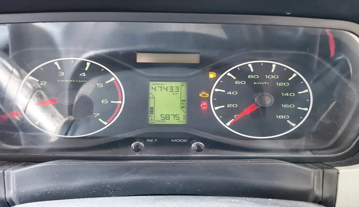 2022 Mahindra Scorpio S5, Diesel, Manual, 58,751 km, interior