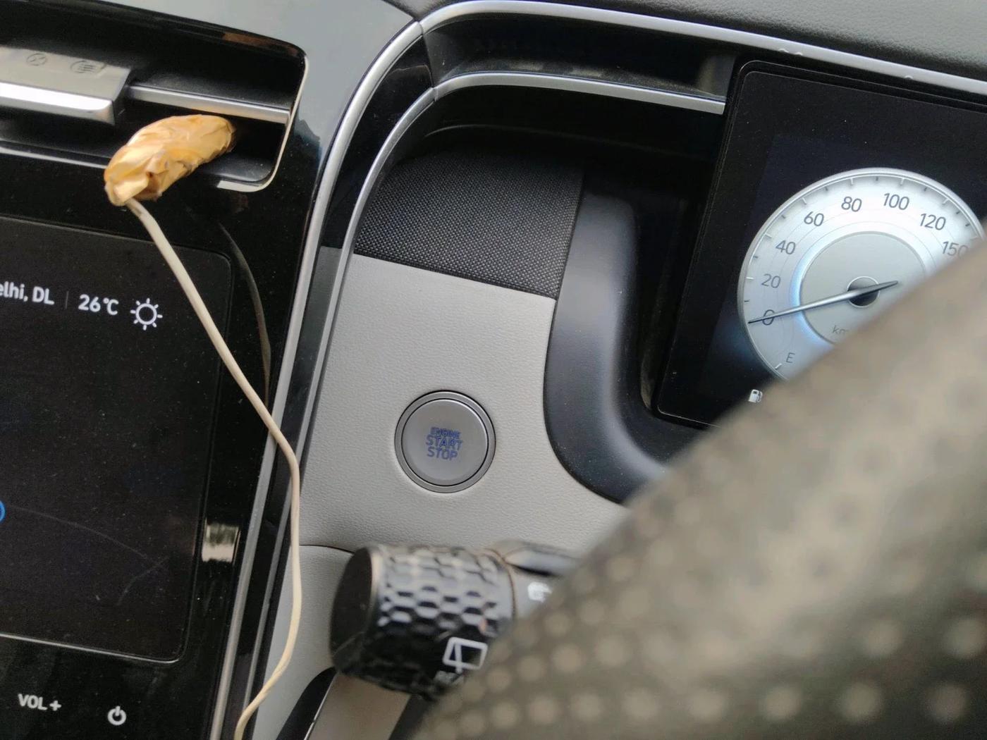 2023 Hyundai Tucson SIGNATURE 2.0 AT PETROL, Petrol, Automatic, 49,220 km, interior