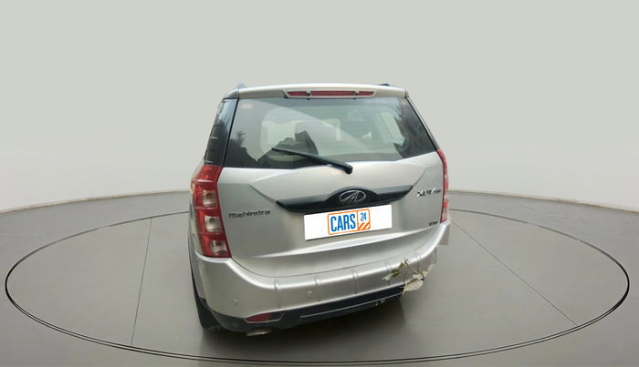 2017 Mahindra XUV500 W6 1.99, Diesel, Manual, 72,624 km, exterior