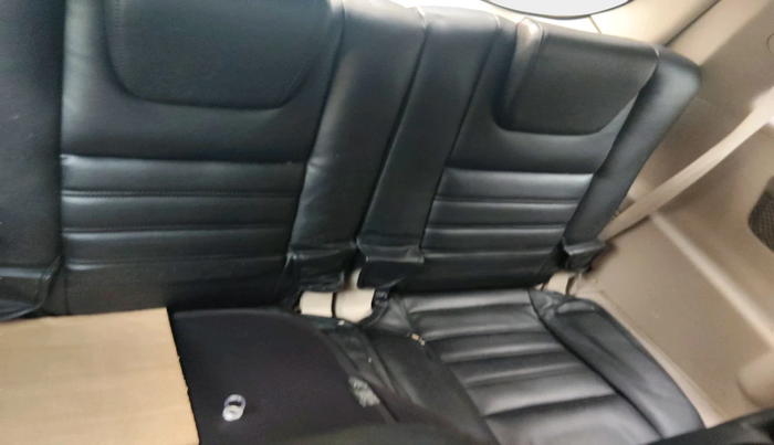 2017 Mahindra XUV500 W6 1.99, Diesel, Manual, 72,624 km, interior