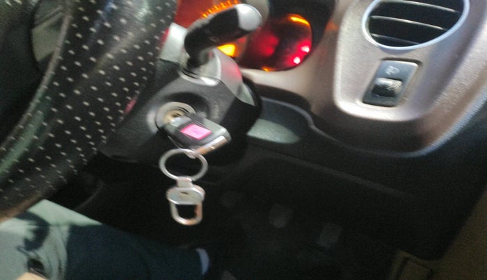 2014 Honda Amaze 1.2L I-VTEC S, Petrol, Manual, 90,111 km, interior