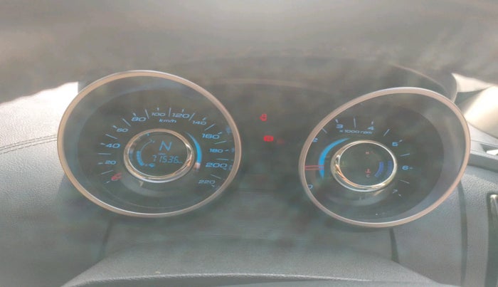 2018 Mahindra XUV500 W11, Diesel, Manual, 71,536 km, interior