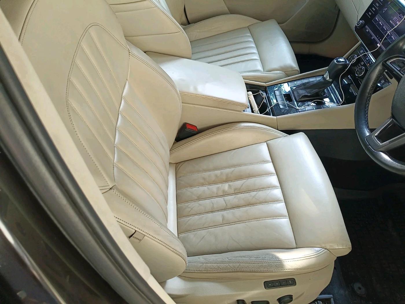 2018 Skoda Superb STYLE 1.8 TSI AT, Petrol, Automatic, 82,371 km, interior