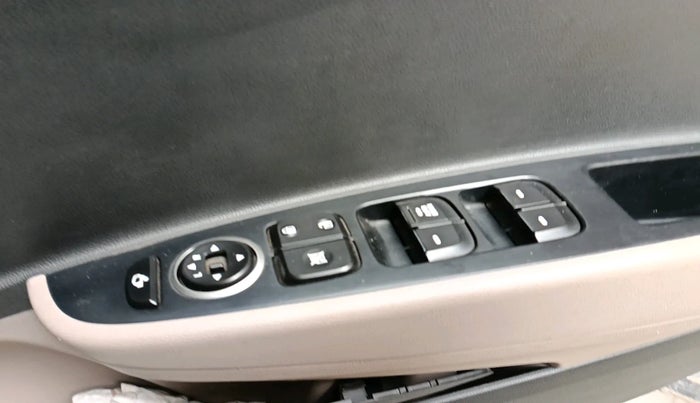 2019 Hyundai Grand i10 SPORTZ 1.2 KAPPA VTVT, Petrol, Manual, 39,803 km, interior