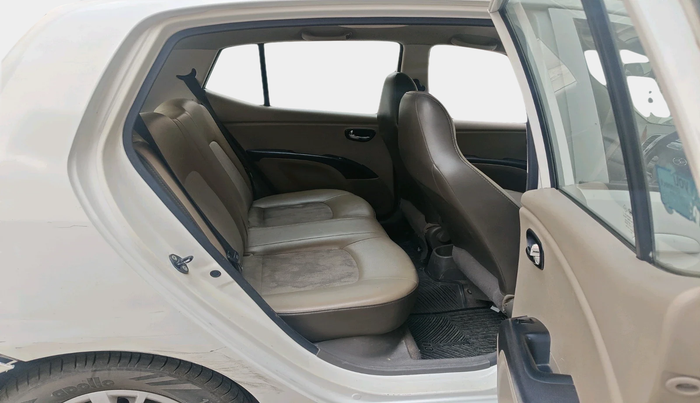 2013 Hyundai i10 SPORTZ 1.1, Petrol, Manual, 49,471 km, interior