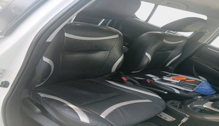 2015 Maruti Swift VXI, CNG, Manual, 1,16,660 km, interior