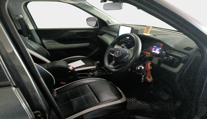 2024 Tata PUNCH Adventure (S) AMT, Petrol, Manual, 5,200 km, interior