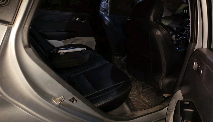 2020 Hyundai GRAND I10 NIOS SPORTZ AMT 1.2 KAPPA VTVT, Petrol, Automatic, 1,07,892 km, interior