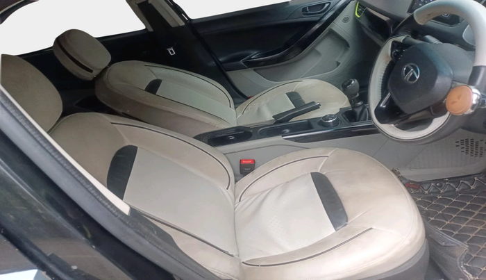2018 Tata NEXON KRAZ MT PETROL, Petrol, Manual, 68,997 km, interior