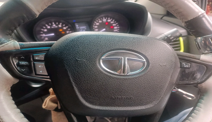 2018 Tata NEXON KRAZ MT PETROL, Petrol, Manual, 68,997 km, interior