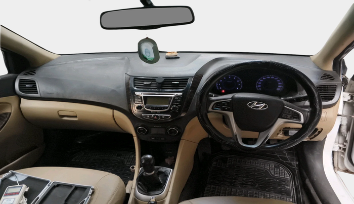 2011 Hyundai Verna FLUIDIC 1.6 VTVT SX, Petrol, Manual, 79,386 km, interior