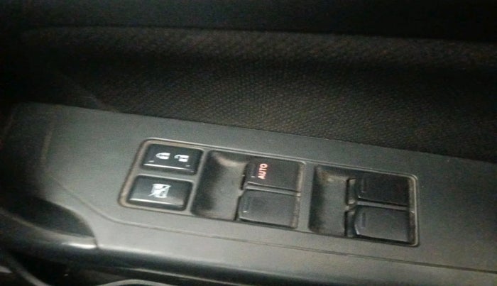 2016 Maruti Vitara Brezza ZDI, Diesel, Manual, 1,23,042 km, interior