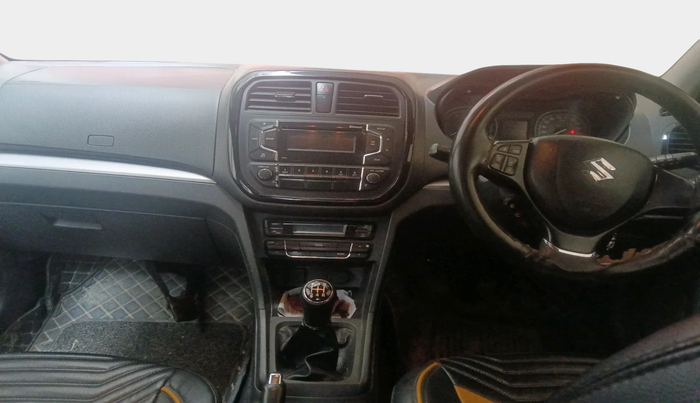 2016 Maruti Vitara Brezza ZDI, Diesel, Manual, 1,23,042 km, interior