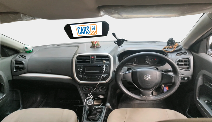 2016 Maruti Vitara Brezza VDI, Diesel, Manual, 1,21,216 km, interior