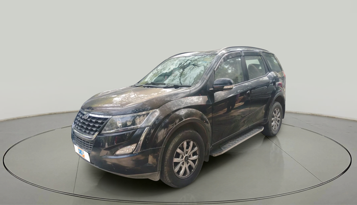 2021 Mahindra XUV500 W9, Diesel, Manual, 1,23,405 km, exterior