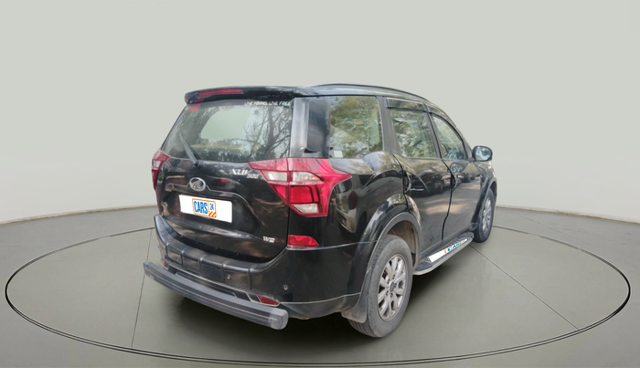 2021 Mahindra XUV500 W9, Diesel, Manual, 1,23,405 km, exterior