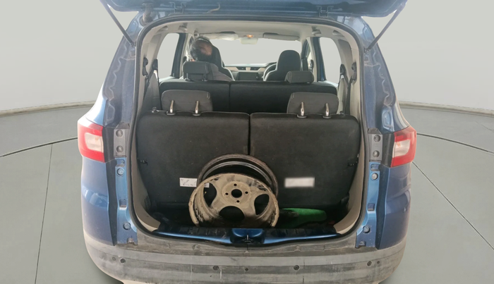 2020 Renault TRIBER RXZ AMT, Petrol, Automatic, 54,688 km, exterior