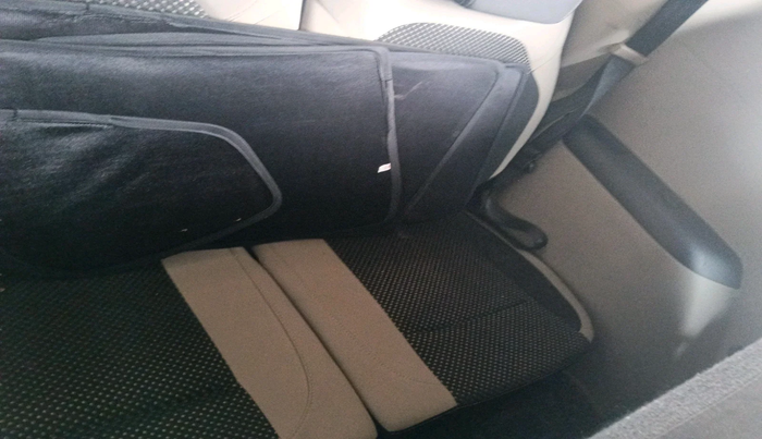 2020 Renault TRIBER RXZ AMT, Petrol, Automatic, 54,688 km, interior