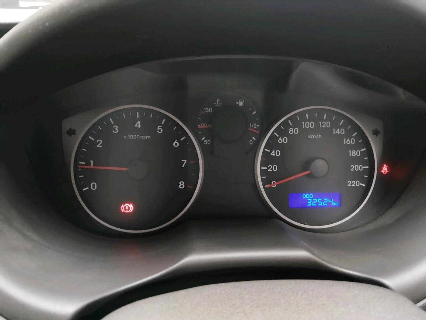 2012 Hyundai i20 MAGNA 1.2, Petrol, Manual, 32,524 km, interior