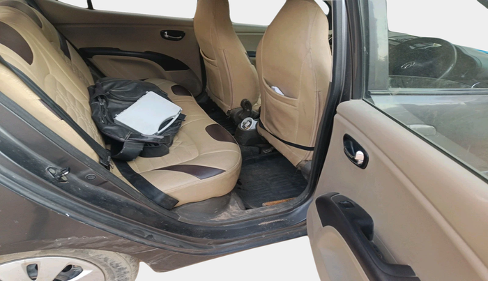 2011 Hyundai i10 MAGNA 1.2, CNG, Manual, 74,740 km, interior