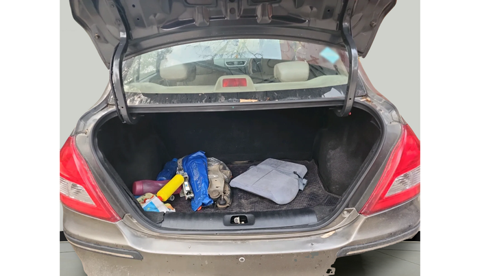 2015 Maruti Swift Dzire VXI, Petrol, Manual, 79,150 km, exterior