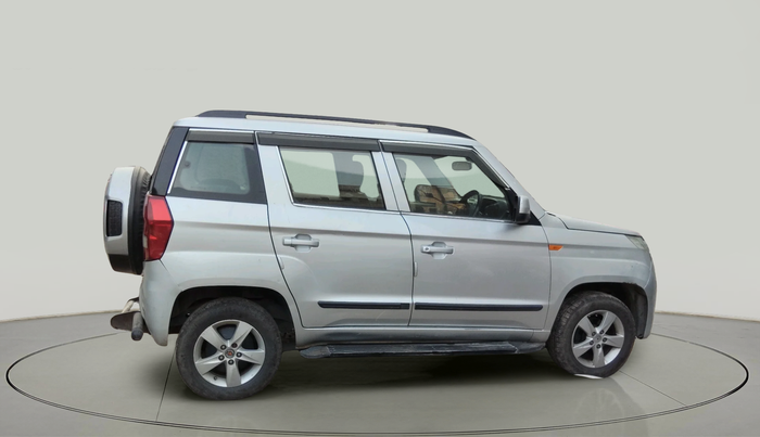 2016 Mahindra TUV300 T6, Diesel, Manual, 1,12,288 km, exterior