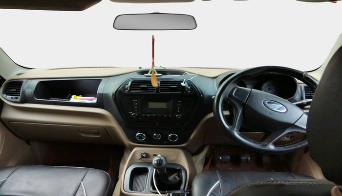 2016 Mahindra TUV300 T6, Diesel, Manual, 1,12,288 km, interior